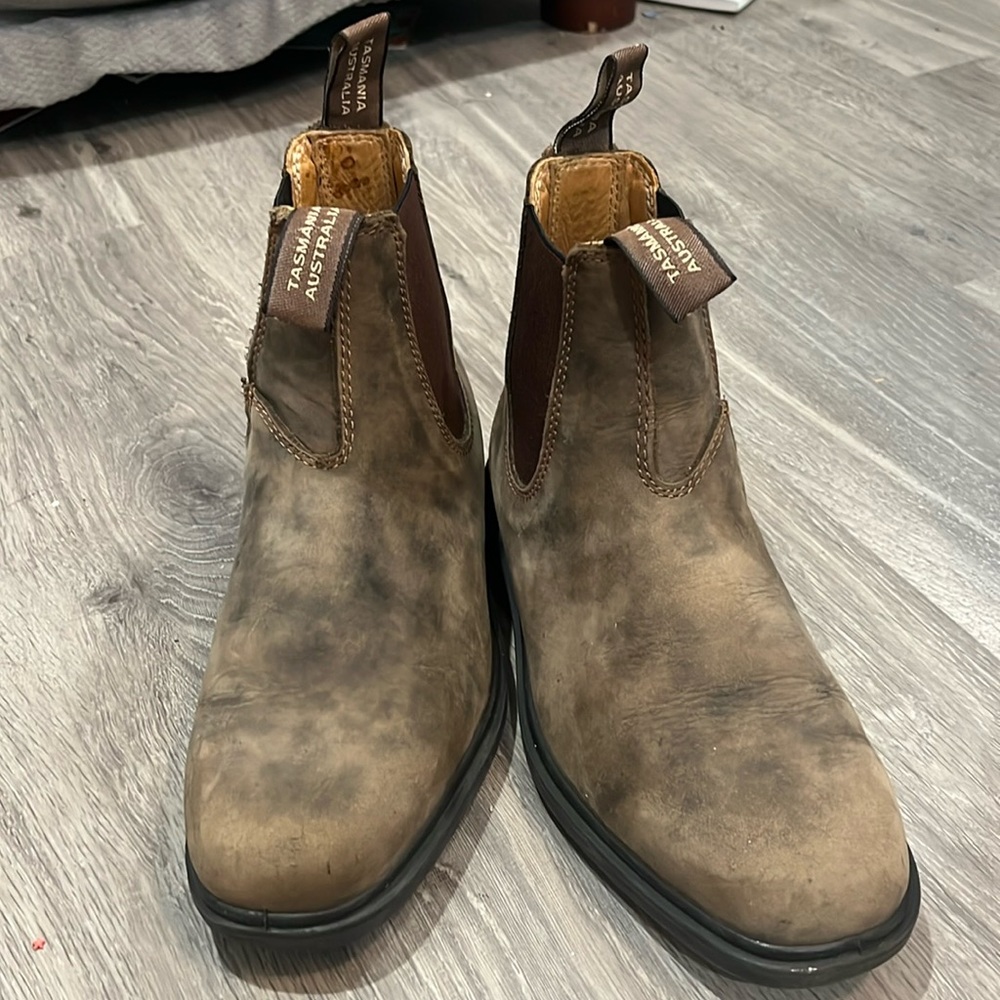 Women’s Blundstones